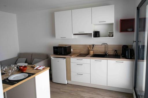 Appartements Guesthouse1 Et Guesthouse2 Sword Beach Colleville-Montgomery Bagian luar foto