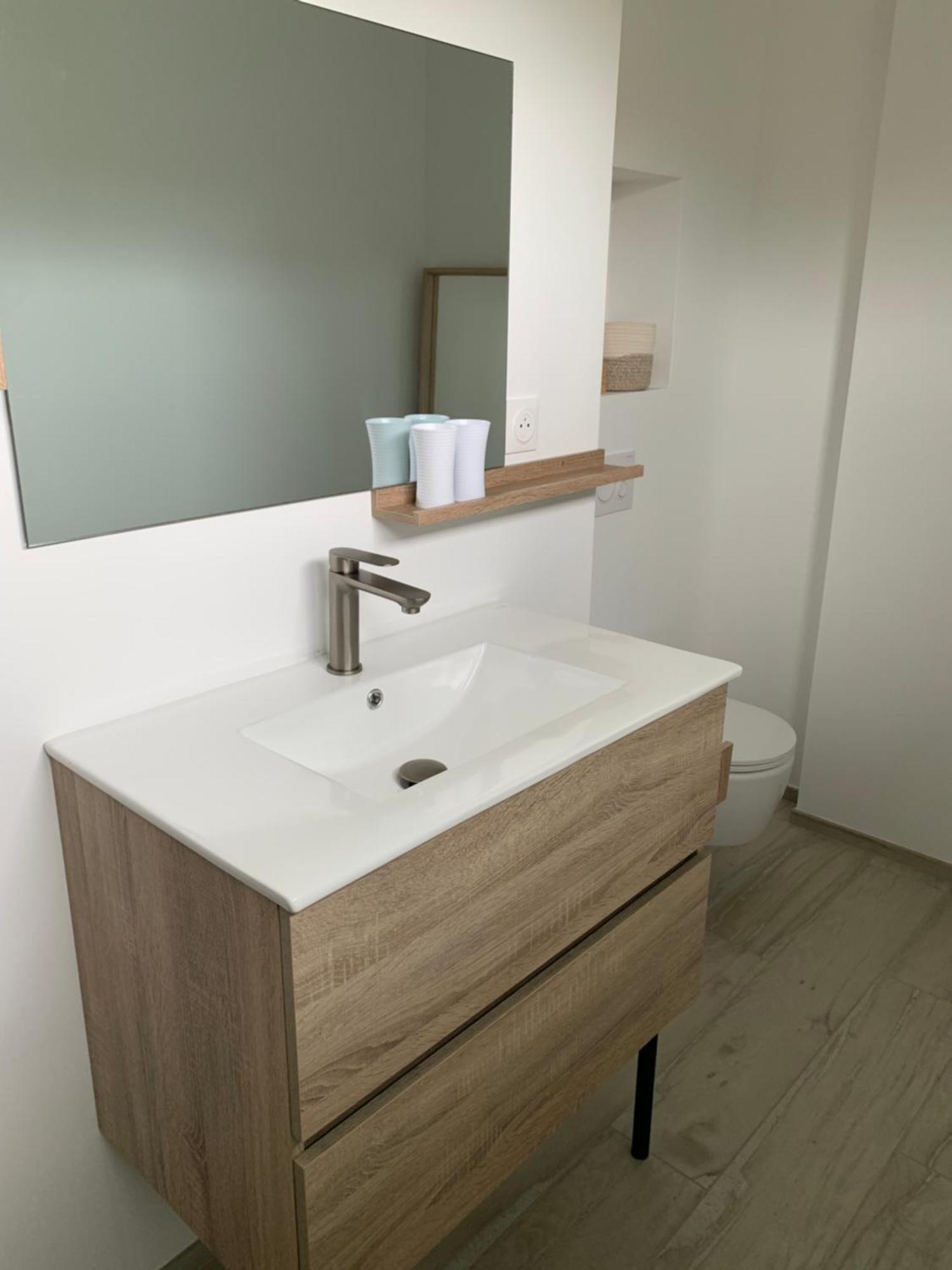 Appartements Guesthouse1 Et Guesthouse2 Sword Beach Colleville-Montgomery Bagian luar foto