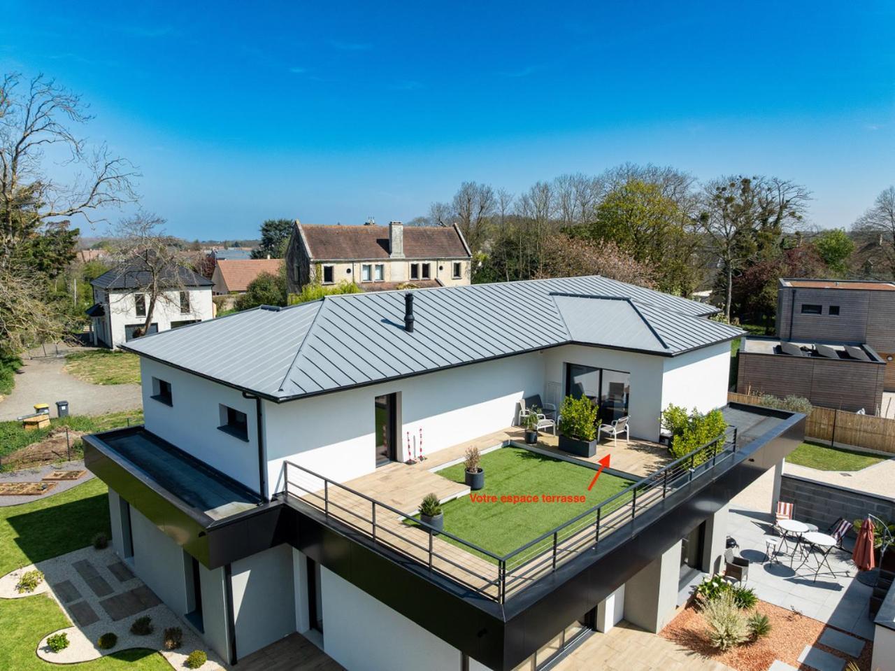 Appartements Guesthouse1 Et Guesthouse2 Sword Beach Colleville-Montgomery Bagian luar foto